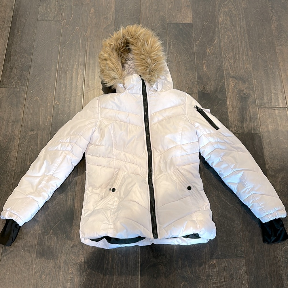 Steve Madden white puffer winter jacket